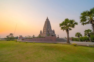 Wat Panyanantaram, Tayland 'ın Pathum Thani şehrinde bir Budist tapınağı. Tatil gezisi ve tatil konsepti konusunda Tayland mimari binaları. Budizm dini. Turist eğlencesi.