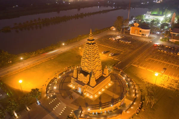 Vista Aérea Wat Panyanantaram Noite Templo Budista Pathum Thani City — Fotografia de Stock