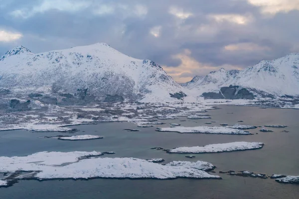 Légi Kilátás Lofoten Szigetekre Nordland Megye Norvégia Európa Fehér Havas — Stock Fotó