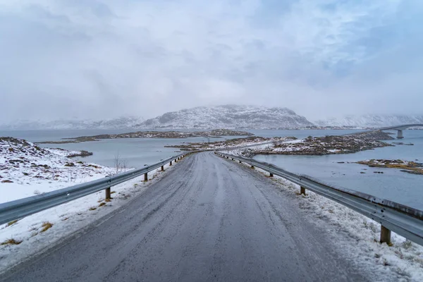 Fredvang Bridges Road Lofoten Islands Nordland County Norway Europe 눈덮인 — 스톡 사진