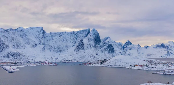 Vista Aérea Ilhas Lofoten Lago Rio Condado Nordland Noruega Europa — Fotografia de Stock