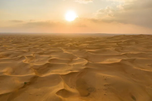 Letecký Pohled Červenou Pouštní Safari Písečnou Dunou Dubai City Spojených — Stock fotografie