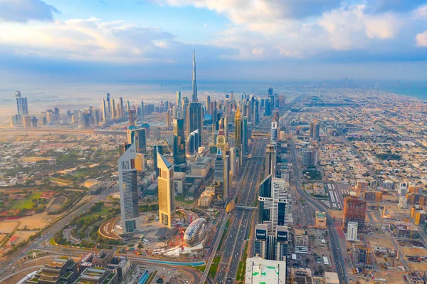 Vista Aérea Burj Khalifa Horizonte Rodovia Dubai Downtown Emirados Árabes — Fotografia de Stock