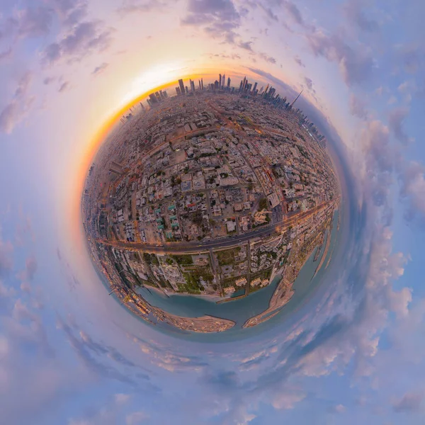 Pequeño Planeta Esfera 360 Grados Panorama Vista Aérea Del Horizonte —  Fotos de Stock