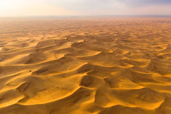 Vista Aérea Safari Deserto Vermelho Com Duna Areia Cidade Dubai — Fotografia de Stock