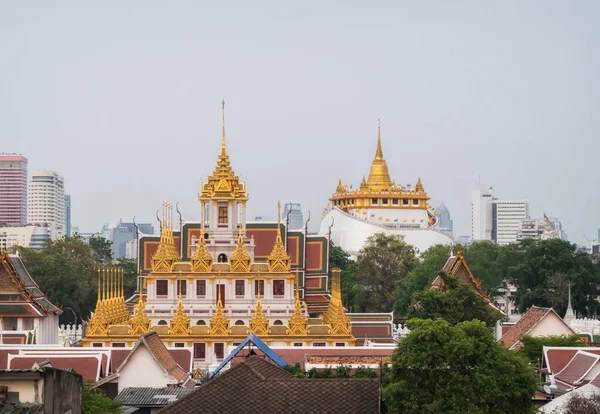 Loha Prasat Wat Ratchanatda Golden Mountain Pagoda Buddyjska Świątynia Lub — Zdjęcie stockowe