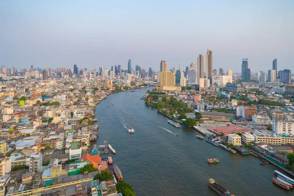 Vista Aérea Barcos Con Río Chao Phraya Horizonte Del Centro — Foto de Stock