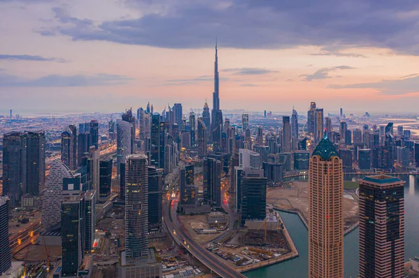 Vista Aérea Del Horizonte Del Centro Dubái Carreteras Calles Emiratos —  Fotos de Stock