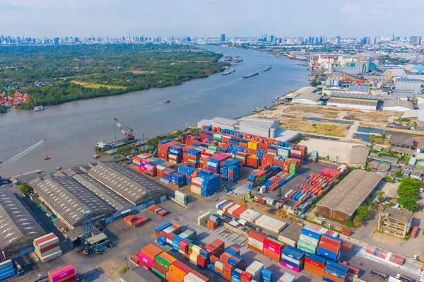 Luchtfoto Van Containervrachtschip Export Import Business Logistiek Internationale Goederen Stedelijke — Stockfoto