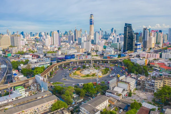 Meşgul Caddedeki Zafer Anıtı Nın Hava Manzarası Bangkok Şehir Merkezindeki — Stok fotoğraf