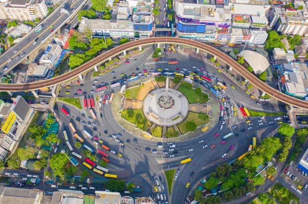 Pemandangan Udara Dari Monumen Kemenangan Jalan Raya Yang Sibuk Lingkar — Stok Foto