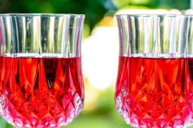 su eski ahşap tablo