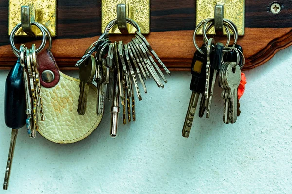 Hanging all kinds of keys — Stock Photo, Image
