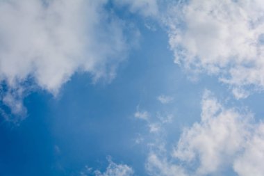 mavi gökyüzü bulut üzerinde air