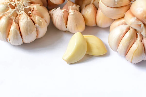 Τρόφιμα για την υγεία σκόρδο έχει μια πικάντικη μυρωδιά — Φωτογραφία Αρχείου