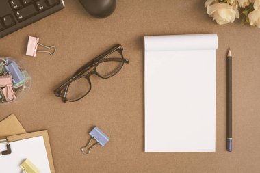 Ahşap masa ofis donatım 