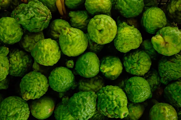 Üstten Görünüm yeşil bergamot desen 