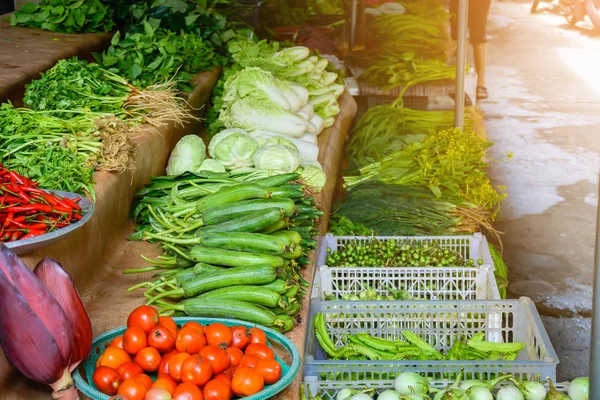 Tayland çiğ sebze pazarı