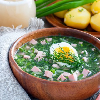 Beyaz buğday Kvas, kare ile Rus köy çorbası