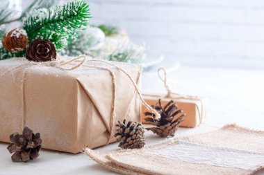 İşçiliği, yeni yıl hediyesi alan kopyalama