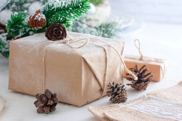 İşçiliği, yeni yıl hediyesi alan kopyalama