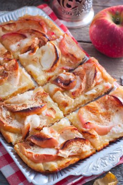 Sonbahar elma ile seçici odak bisküvi