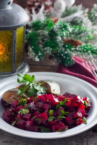 Beet salad with parsley and butter, selective focus — Stock Photo, Image
