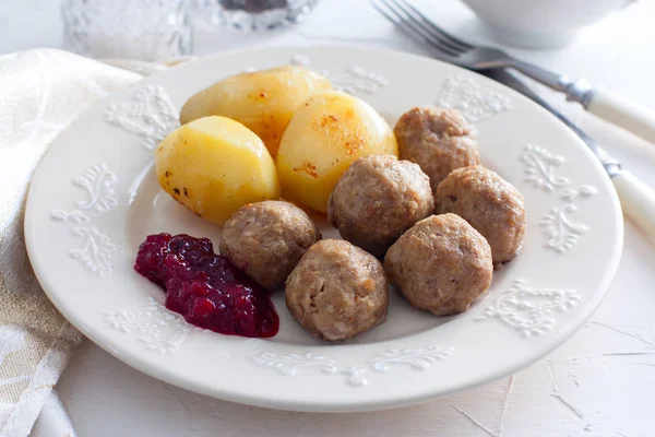 Swedish meatballs with cream sauce and cranberry jam, horizontal — Stock Photo, Image