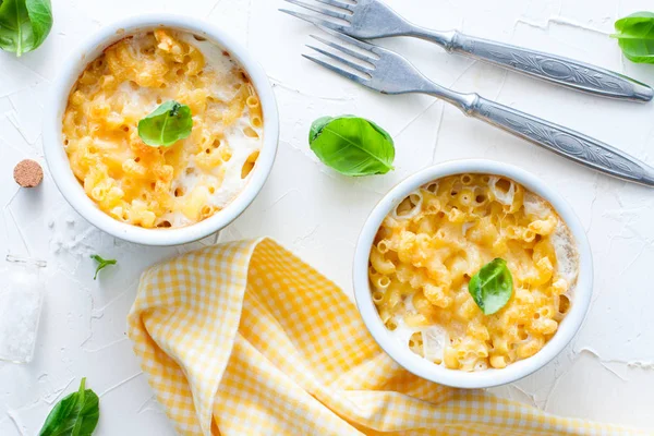 Baked Macaroni and Cheese Casserole, selective focus — Stock Photo, Image