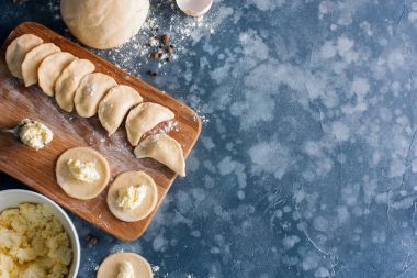 malzemeler köfte süzme peynir, üstten görünüm ile yemek pişirmek için alanı Kopyala