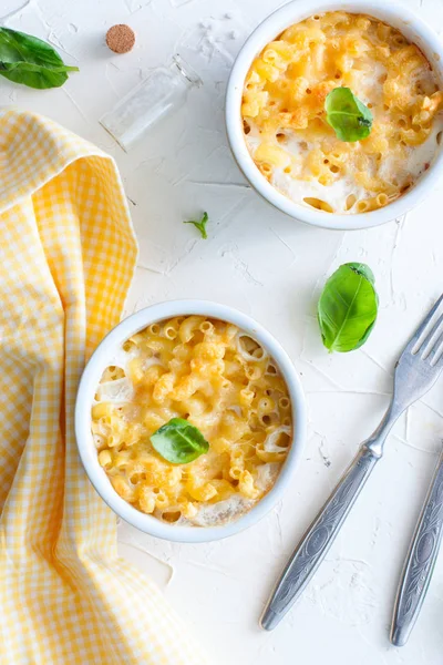 Baked Macaroni and Cheese Casserole, selective focus — Stock Photo, Image