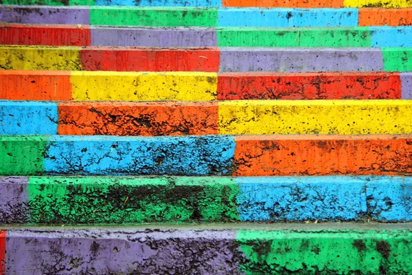 La vista sobre las escaleras del arco iris . — Foto de Stock