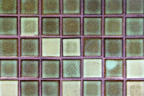 Una pared de vidrio cuadrados de color verde para el fondo . — Foto de Stock