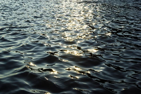 Reflet Soleil Sur Une Eau Pendant Coucher Soleil — Photo