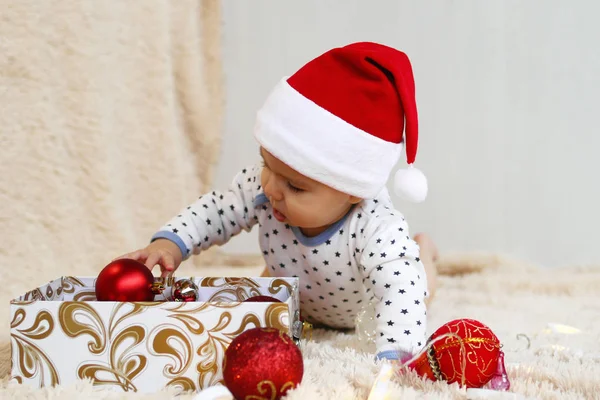 Cute Little Girl Santa Claus Red Hat Playing Red White — Stock Photo, Image