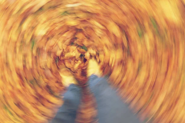 Motion Blur Walking in Autumn Fall Leaves — Stock Photo, Image