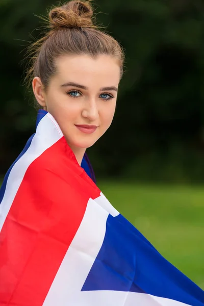 Teenage Girl Female Young Woman Wrapped in Union Jack Flag — Stock Photo, Image