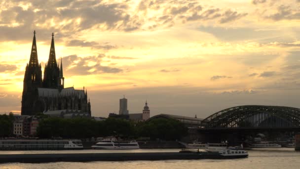 Hohenzollern Bridge Tank Geleverd Köln Duitsland Juli 2017 Video Clip — Stockvideo