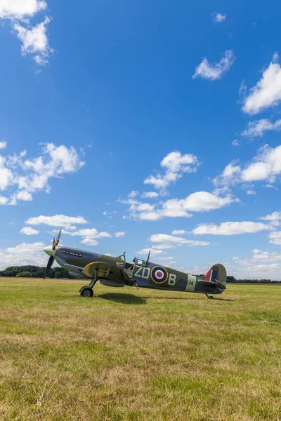 スーパーマリンスピットファイアマークIxbイギリス第二次世界大戦戦闘機 — ストック写真