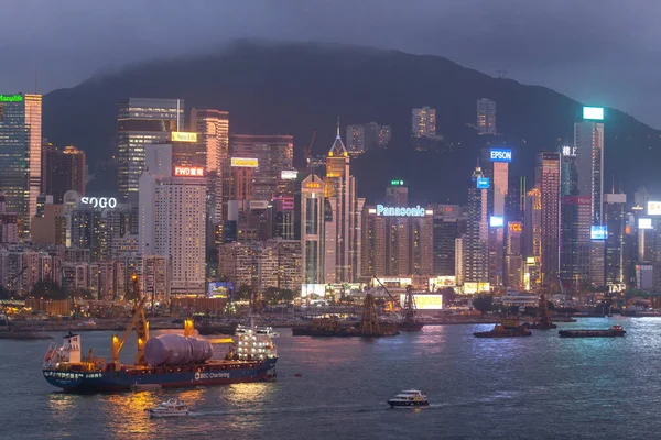 Skyline Гонконгу Травня 2015 Року Вид Повітря Вночі Кораблі Гавані — стокове фото