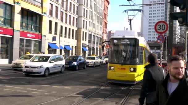 Hackescher Markt Berlin Germani Şubat 2018 Tramvay Berlin Almanya Daki — Stok video