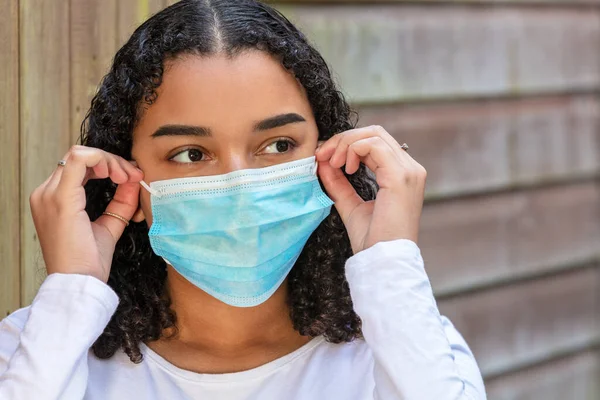 Gemengd Ras Tiener Tiener Meisje Jonge Vrouw Dragen Fitting Het — Stockfoto