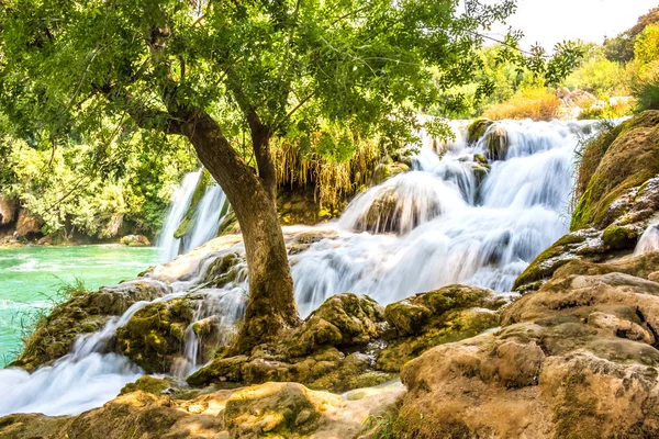 Kroatische waterval in het nationale Park Krka — Stockfoto