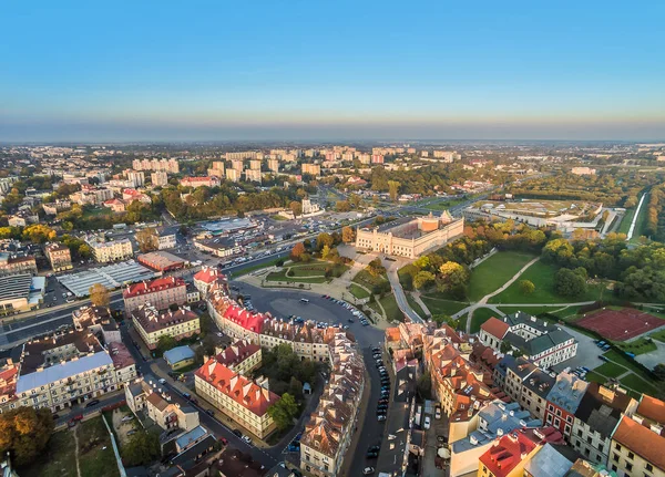 Lublin - hava ile şehir manzarası. Eski şehir ve kale Lublin ve kuş bakışı görülen arka plan Kalinowszczyzna bölge.