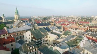 Lublin - bir kuş bakışı şehir yataydan. Eski şehrin Lublin üzerinde tırmanma. Ünlü yerler ve truistic olarak görülen hava etkinlikler.