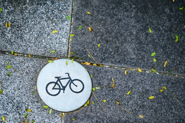 Metalowa plakietka ścieżek rowerowych — Zdjęcie stockowe