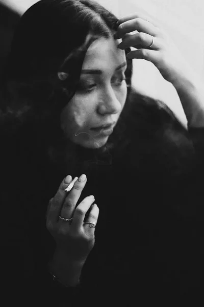 Black and white photography, sad girl — Stock Photo, Image