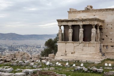 Ünlü Caryatides Acropolis, Atina, Yunanistan