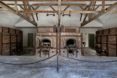 Dachau toplama kampı - krematoryum