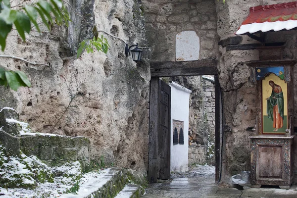 Manastır Saint John Baptist Veroia, Yunanistan